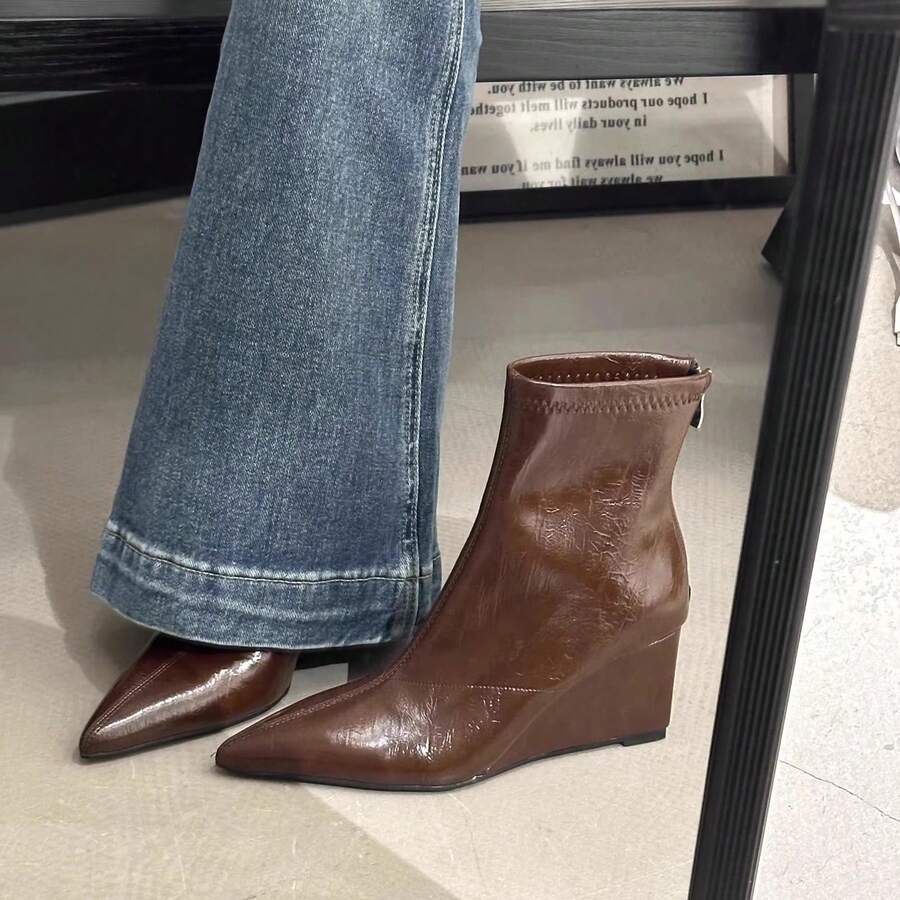 2026 New Women's Short Ankle Boots Slip-On Ruched Shaft Midline Split Design Minimalist Autumn Street Fashion Ankle Boots - Brown - View 1