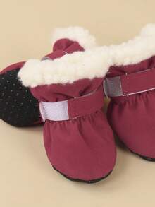4 buah Sepatu Anak Anjing Poliester Warna Pink, Ukuran Dapat Disesuaikan, Lapisan Bulu Lembut dan Hangat, Sepatu Bot Luar Ruangan yang Andal, Cocok untuk Teddy dan Ras Anjing Kecil Lainnya, Tidak Cocok untuk Ras Anjing Besar - Berwarna merah muda - View 6