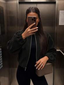 女款時尚純色拉鍊短夾克，長款毛茸茸袖子，日常純色拉鍊短夾克附口袋，拉鍊長袖柔軟色調夾克，女款休閒全套長袖夾克 - 黑色 - 查看 1