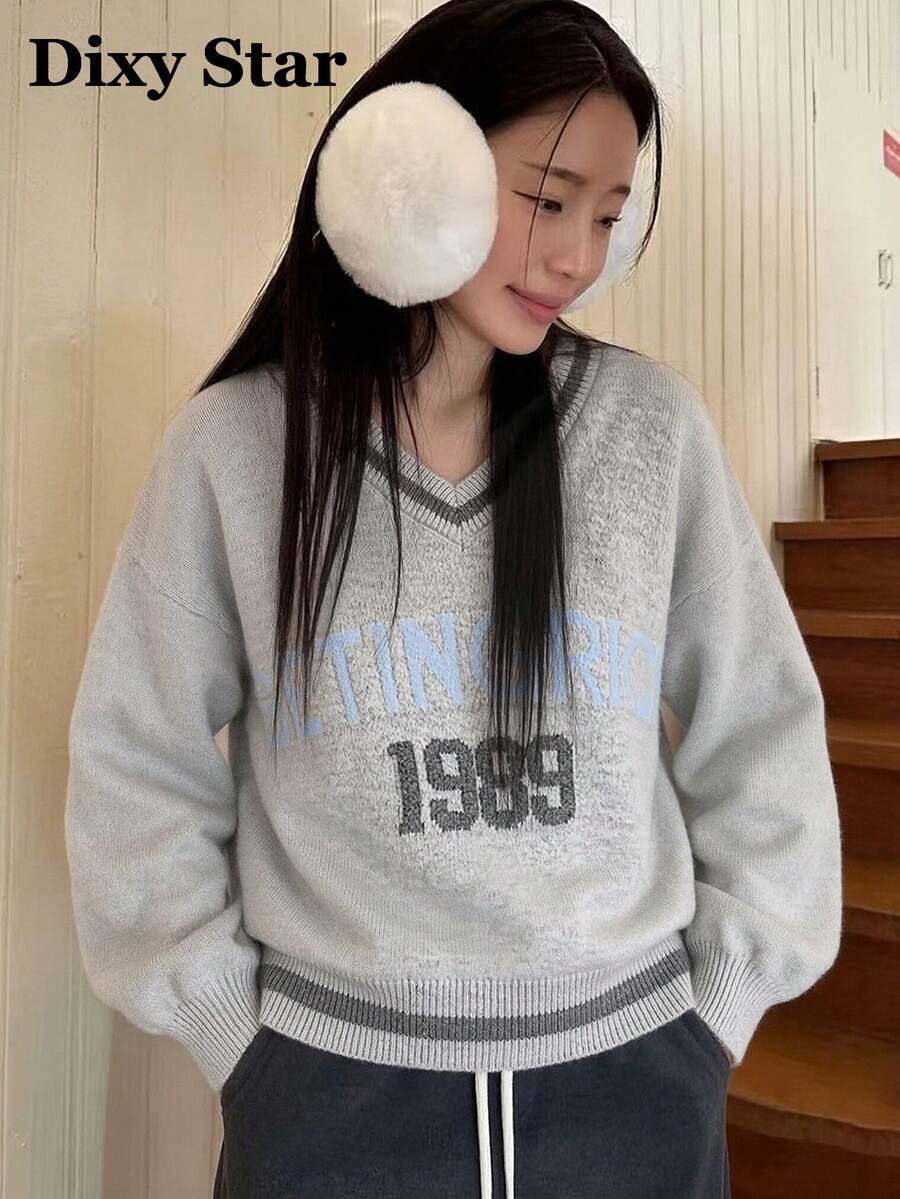 Women's American Retro Collegiate Style Digital Jacquard Knit Sweater, Loose Fit Pullover Tops For Autumn/Winter - Light Grey - View 1