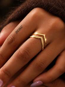 ZCNC 2026 New Women's 304 Gold Twisted Snake Open Ring, Fully Rhinestone Encrusted Wrap Ring, Hypoallergenic Anti-Oxidation Personalized Jewelry, Perfect Accessory Gift For Christmas, Winter Holidays And New Year Party - Gold 4 - View 1