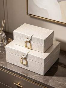 Bộ 2 hộp đựng trang sức PU vân nổi lớn và nhỏ, khung MDF lót nhung, tay cầm khóa gài hình bàn đạp màu vàng, hộp lưu trữ trang sức sang trọng cho phòng ngủ, bàn trang điểm, trang trí phòng, quà cưới - Màu be - Xem 2
