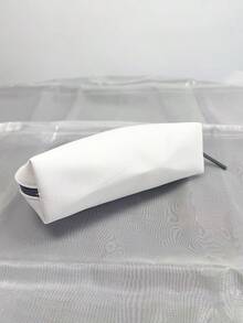 Portable Beige Shell-Shaped Travel Cosmetic Bag, Printed With Brand Logo, Toiletries Storage Makeup Bag, For Personal Use Or As A Gift - Lancôme Cosmetic Bag - White - View 5