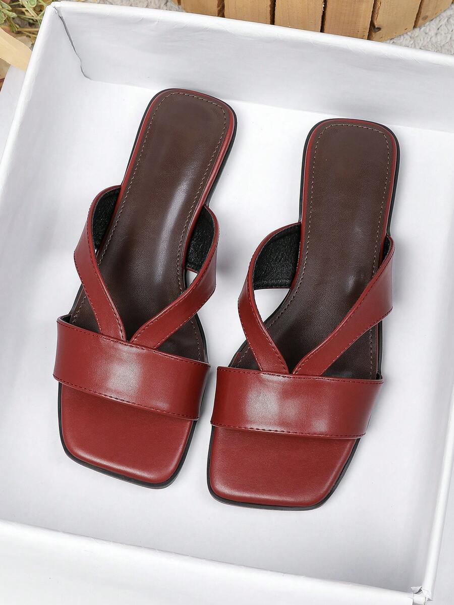 Women's Flat Sandals, Spring/Summer New Versatile Soft Sole Beach Slippers, Fashionable Roman Style Sandals For Women - Burgundy - View 1