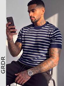 GRDR 1pc Men's Summer To Early Autumn Round Neck Knitted Striped Short Sleeve Shirt, Casual Outdoor Wear - Navy Blue - View 2