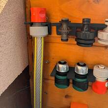 1pc 5-Slot Watering Tool Storage Rack, Durable Spray Gun Holder, Suitable For Water Gun And Water Gun Accessories, For Outdoor Garden And Garage Organization, Screws Not Included - A - View 1