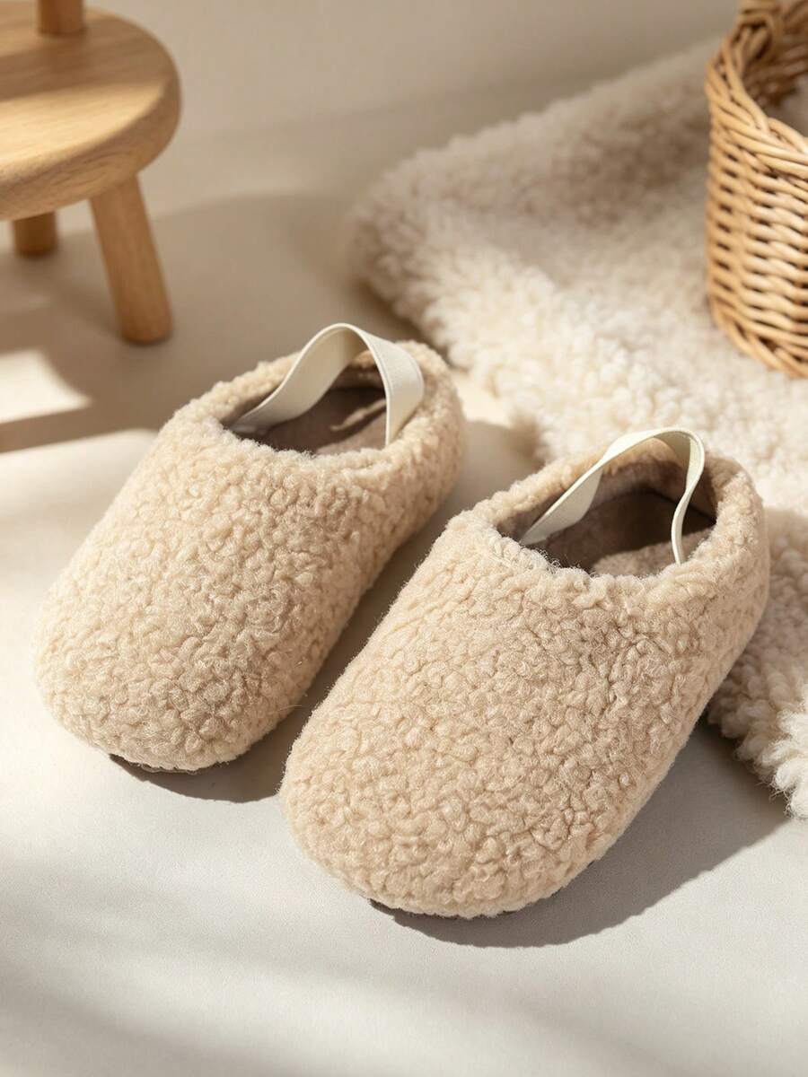 1 Pair Unisex Kids Solid Color Teddy Curly Fleece Slip-On Fuzzy Shoes With Elastic Heel, Soft Sole, Minimalist Retro Design, Cozy Comfortable Indoor Slippers For 3-15 Years Old Students, Autumn/Winter - Beige - View 1