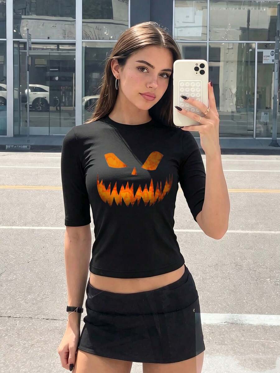 Women's High Neck Short Sleeve Pumpkin Print Cropped Knit T-Shirt, Autumn Essential - Black - View 1