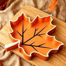 Maple Leaf Shaped Storage Tray, Can Store Jewelry, Keys, Aromatherapy Small Items, Also Serves As Desktop Decorative Display, Suitable For Living Room Coffee Table, Bedroom Vanity, Entryway Countertop Placement, Autumn Atmosphere Soft Decor, Suitable For Daily Home Use - Maple Leaf Tray - View 8
