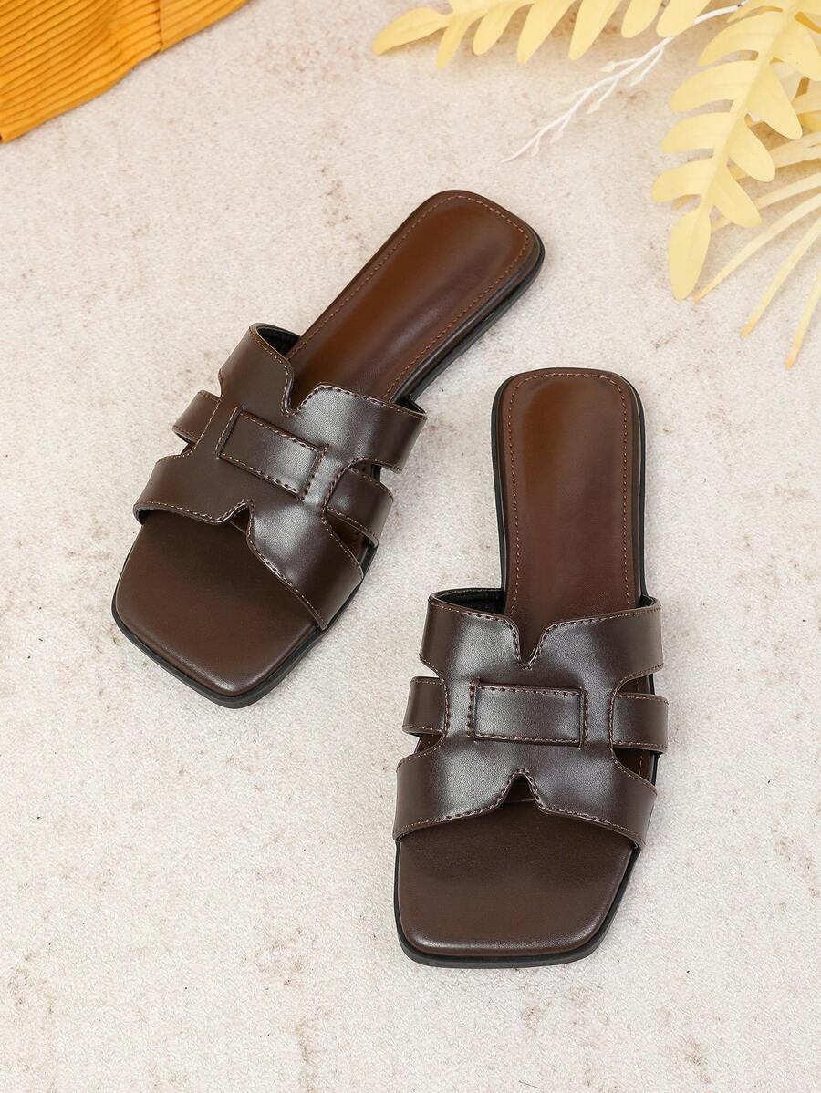 Women's Flat Sandals Spring Summer New Versatile Soft Sole Beach Flip Flops Fashion Roman Sandals - Brown - View 1