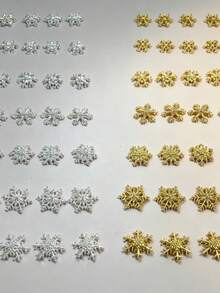 50 st juliga nagelstrass i blandad legering med snöflingor i guld och silver, nageldekorationer för högtidsmanikyr DIY - Multifärgad - Visa 6