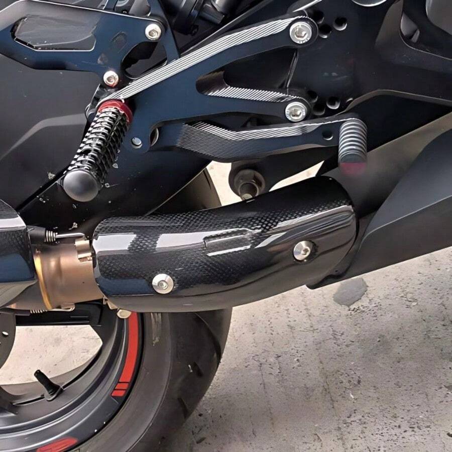 Motorcycle Carbon Fiber Heat Shield Cover, Heat Resistant, Enhances Vehicle Premium Feel, Suitable For All Models, Includes Installation Accessories, Simple And Convenient - Carbon Fiber Plain Weave - View 1