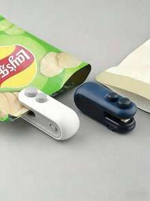 1 buah Alat Penyegel Kantong Snack, Baterai Isi Ulang USB Magnetik Terintegrasi, Mesin Penyegel Mini Portabel, Alat Penyegel Plastik Tekan Tangan, Cocok untuk Kantong Keripik Kentang, Kantong Kue, Kantong Snack, Daya 16W, Cocok untuk Rumah, Perjalanan, dan Berkemah - Biru - View 14