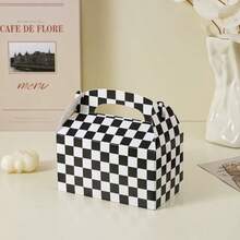 6/12pcs Black & White Checkered Gift Boxes, Racing Theme Party Snack Boxes, Party Favor Boxes, DIY Gift Bags, Triangle Snack Boxes With Handles, Suitable For Birthday Party Decoration, Halloween, Christmas Decoration - Black and White Plaid Gift Box - View 6