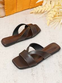 Women's Flat Sandals Spring Summer New Versatile Soft Sole Beach Slide Sandals Fashion Roman Sandals - Brown - View 5
