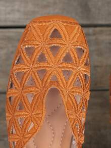 2026 Spring/Autumn New Vintage Embroidered Hollow Mary Jane Flat Shoes, Classic Square Toe Flat Shoes, Exquisite Hollow Embroidered Shoes With One-Strap Buckle Design, Soft Sole, Lightweight, Breathable, French Style, Versatile For Daily Wear, Commuting - Orange - View 6