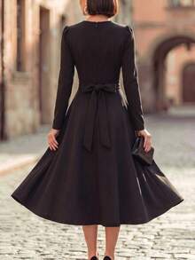 Women's Elegant Bowknot Dress, Autumn, Office & Vacation Style - Black - View 5