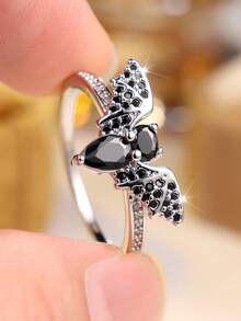 Gothic Bat Shape Ring Black Zirconia Inlaid Punk Finger Ring Halloween Party Statement Jewelry Gift For Men Women - Black - View 5