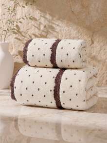 2/1pc Approx. 13.8*29.6in/27.6*55in Fashion Polka Dot Coral Fleece Thickened Towel, Bath Towel, Elegant Vintage Brown Lace Trim, Super Soft Highly Absorbent Quick Dry, Suitable For Home Bathroom Shower, Beach, Spa, Back To School Season - Beige - View 1