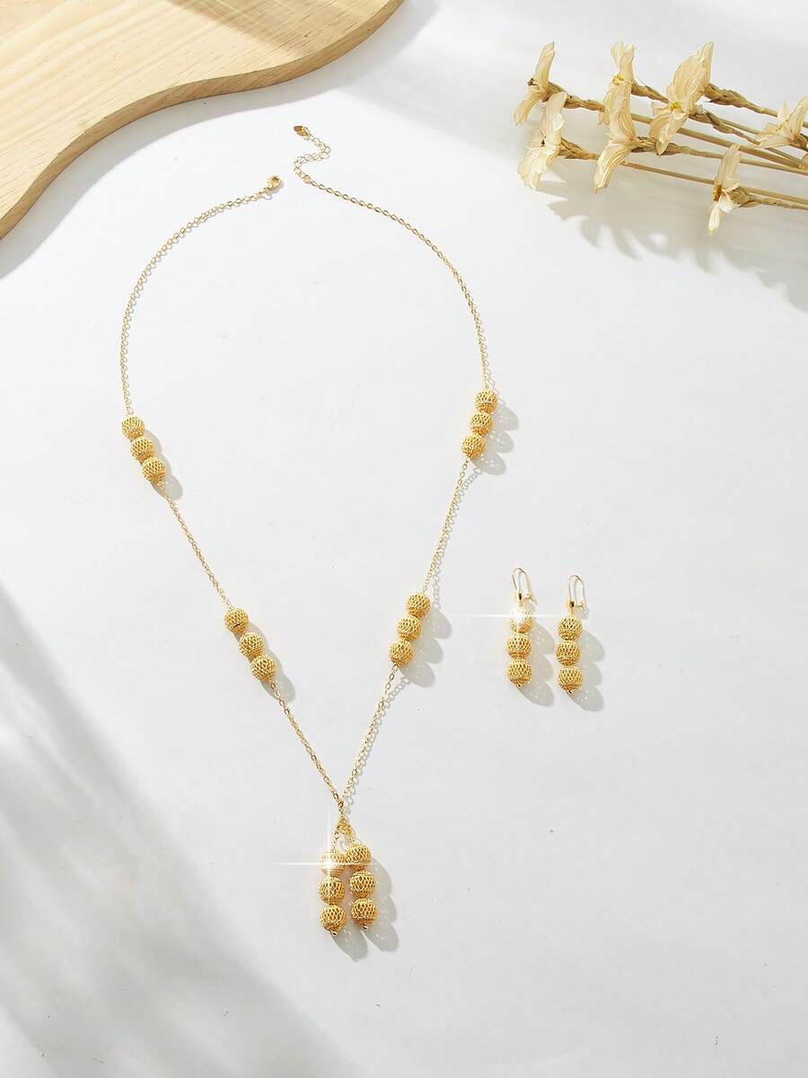 Mgyi 2Pcs Retro Gold Plated Brass Jewelry Set, Hollow Beaded Ornaments ...