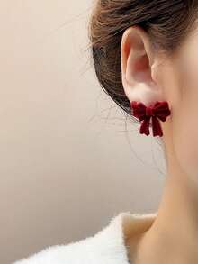 1 Pair French Sweet Bow Faux Pearl Earrings, Minimalist Elegant Luxury Versatile Design With Chain, New Year Style Stud Earrings For Women, Suitable For Daily, Holiday And Commute Wear - Burgundy - View 4