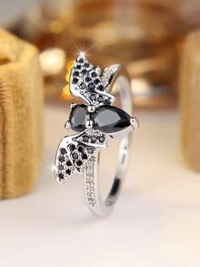 Gothic Bat Shape Ring Black Zirconia Inlaid Punk Finger Ring Halloween Party Statement Jewelry Gift For Men Women - Black - View 3