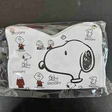 1 قطعة صندوق مناديل Snoopy شائع لعام 2026، طباعة لطيفة، توزيع سلس بدون انسداد، مناسب للمكتب أو السيارة، تصميم تخزين مناديل راقي، هدية مفاجأة للأصدقاء والعائلة في رأس السنة وعيد الهالوين وعيد الميلاد (نمط عشوائي) - متعدد الألوان - مشاهدة 3