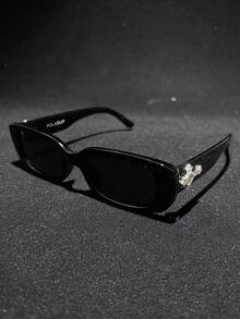 1 buah Kacamata Hitam Bingkai Persegi Kecil Hitam dengan Hiasan Salib dan Hati Berlian Imitasi, Gaya Hip Hop Rock Y2K dengan Lensa Gradien Motif Leopard, Ringan, Mewah, dan Vintage, Unisex untuk Semua Musim, Kacamata Pelindung Matahari untuk Perjalanan Luar Ruangan dan Dekoratif - Bingkai hitam/film abu-abu penuh (dengan salib berlian) - View 1