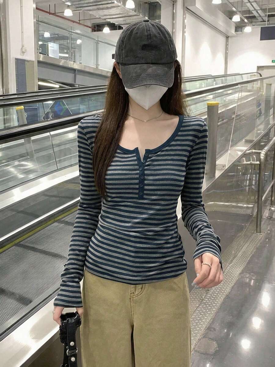 秋季韓式修身方領正肩灰色條紋長袖打底上衣女款