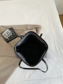 女款純色絎縫時尚大容量單肩托特包，磁吸開合，街頭休閒，拍照出片，日常通勤，大號 - 黑色 - 查看 4