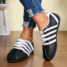 New Colorblock Striped Casual Training Shoes, Cross Elastic Lace-Up Hook And Loop Flat Shoes, Lightweight Daily Commute Shoes - Black - View 5