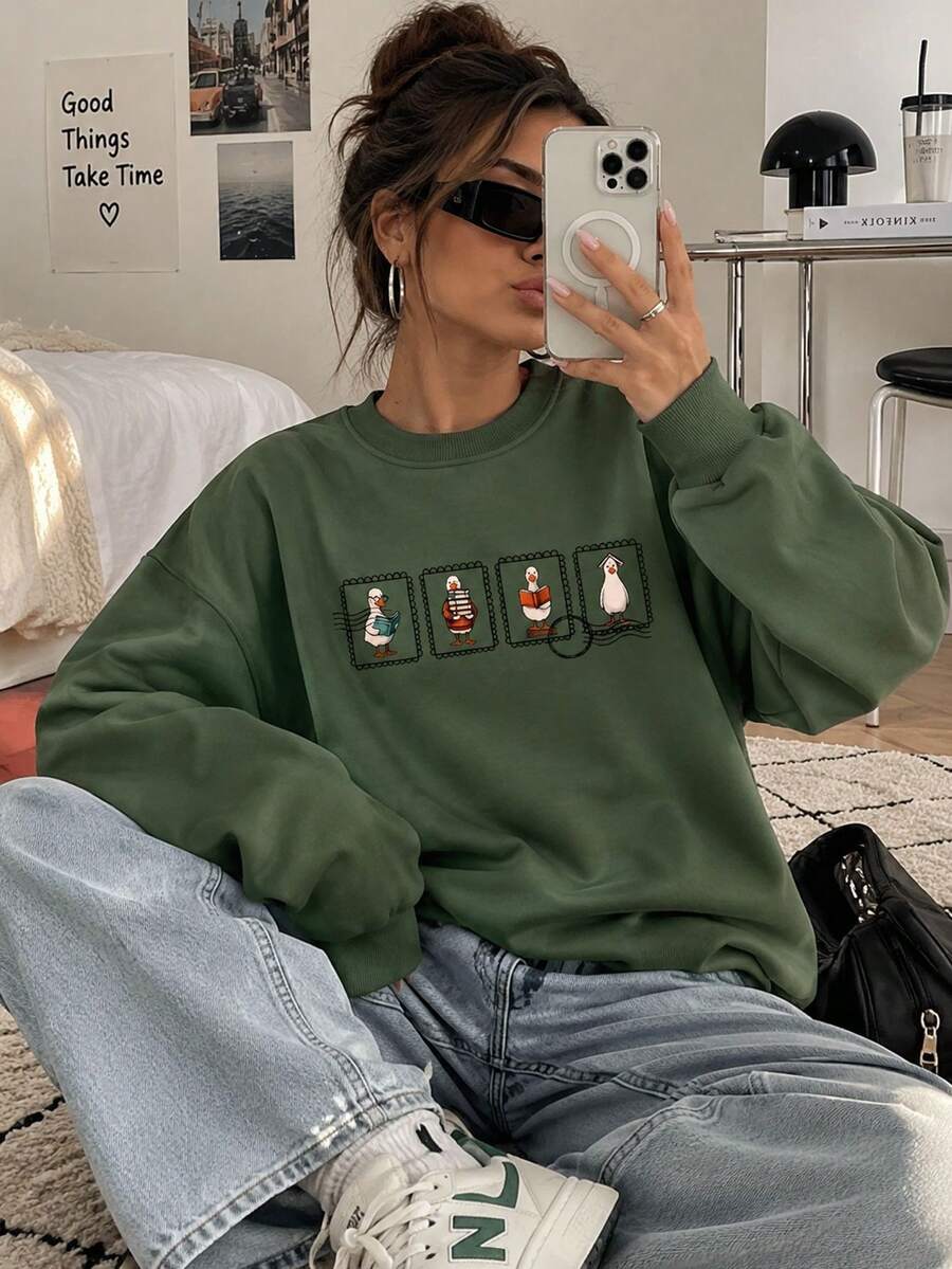 Women's Olive Green Duck Pattern Loose Sweatshirt, Round Neck Long Sleeve Casual Pullover, Cute Autumn Women's Clothing - Green - View 1