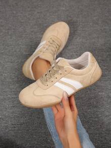 Women's Casual Sports Shoes Flat Sneakers Patchwork Lace-Up Running Shoes - Beige - View 2