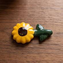 1pc Cute Realistic Sunflower & Cherry Ceramic Chopstick Holder, Mini Chopstick Rest, Home Hotel Restaurant Table Decor Accessory - View 11
