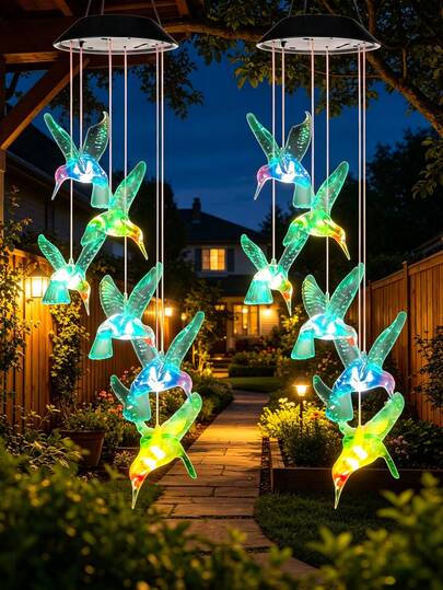 RGB Solar Hummingbird Wind Chime, Cute Bird Shaped Wind Chime, Suitable For Outdoor Gardens Or Indoor Hanging Gardening Decoration. IP44 Protection Level, Suitable For Home Porch, Outdoor Garden, And Christmas Lighting Decoration
