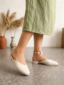 Women's Casual Versatile Commute Metal Decor Slip-On Flat Shoes - White - View 5