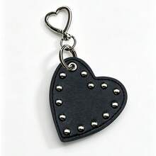 1 buah Gantungan Kunci Hati PU Rivet Punk Milenium Y2K, Gantungan Tas Gaya Avant-Garde Manis, Liontin Hati Kulit PU Imitasi Rivet/Gantungan Kunci Hati Rivet, Dekorasi Tas Rivet, Aksesori Dompet, Rivet Logam, Dekorasi Tas Rivet, Rumbai, Hadiah, Gantungan Kunci Kulit Hati Rivet/Liontin, Perhiasan Estetika Gotik, Gantungan Kunci Tas Ransel, Gantungan Kunci Mobil, Gantungan Tas, Liontin Ransel, Hadiah untuknya, Hadiah Hari Valentine, Aksesori Dompet - MultiWarna - View 1