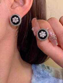 3 Pairs/1 Pair Elegant Sweet Style C-Shaped Oil Drop Enamel Flower Earrings, Student Campus Jewelry Accessories Fresh Women - Black - View 3