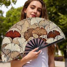 مروحة بتصميم أوراق الجنكة العتيقة مع صوت كونغ فو، طباعة نسيجية مهترئة بأسلوب خريفي، مروحة بأسلوب صيني جديد كإكسسوار تصوير فوتوغرافي ذو أجواء مميزة - متعدد الألوان - مشاهدة 4