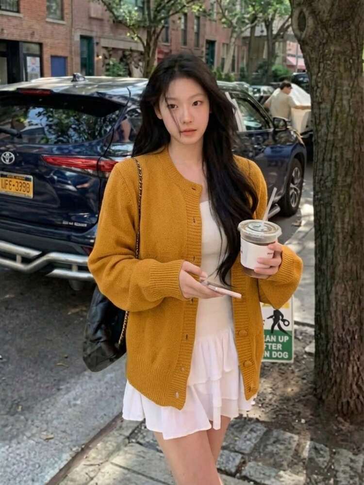 女款復古風圓領開襟針織衫，附前口袋，秋冬保暖 - 黃色 - 查看 5