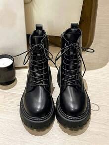 1 Pair Autumn/Winter Fashion Minimalist Casual Motorcycle Style Outdoor Teen Classic Flat Ankle Boots - Black - View 4
