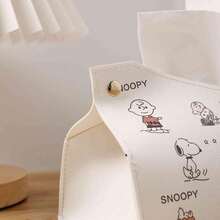 1 قطعة صندوق مناديل Snoopy جديد 2026، طباعة لطيفة، توزيع سلس بدون انسداد، مناسب للمكتب أو السيارة، تصميم تخزين مناديل عالي الجودة، هدية مفاجأة للأصدقاء والعائلة في رأس السنة وعيد الهالوين والكريسماس (نمط عشوائي) - متعدد الألوان - مشاهدة 6