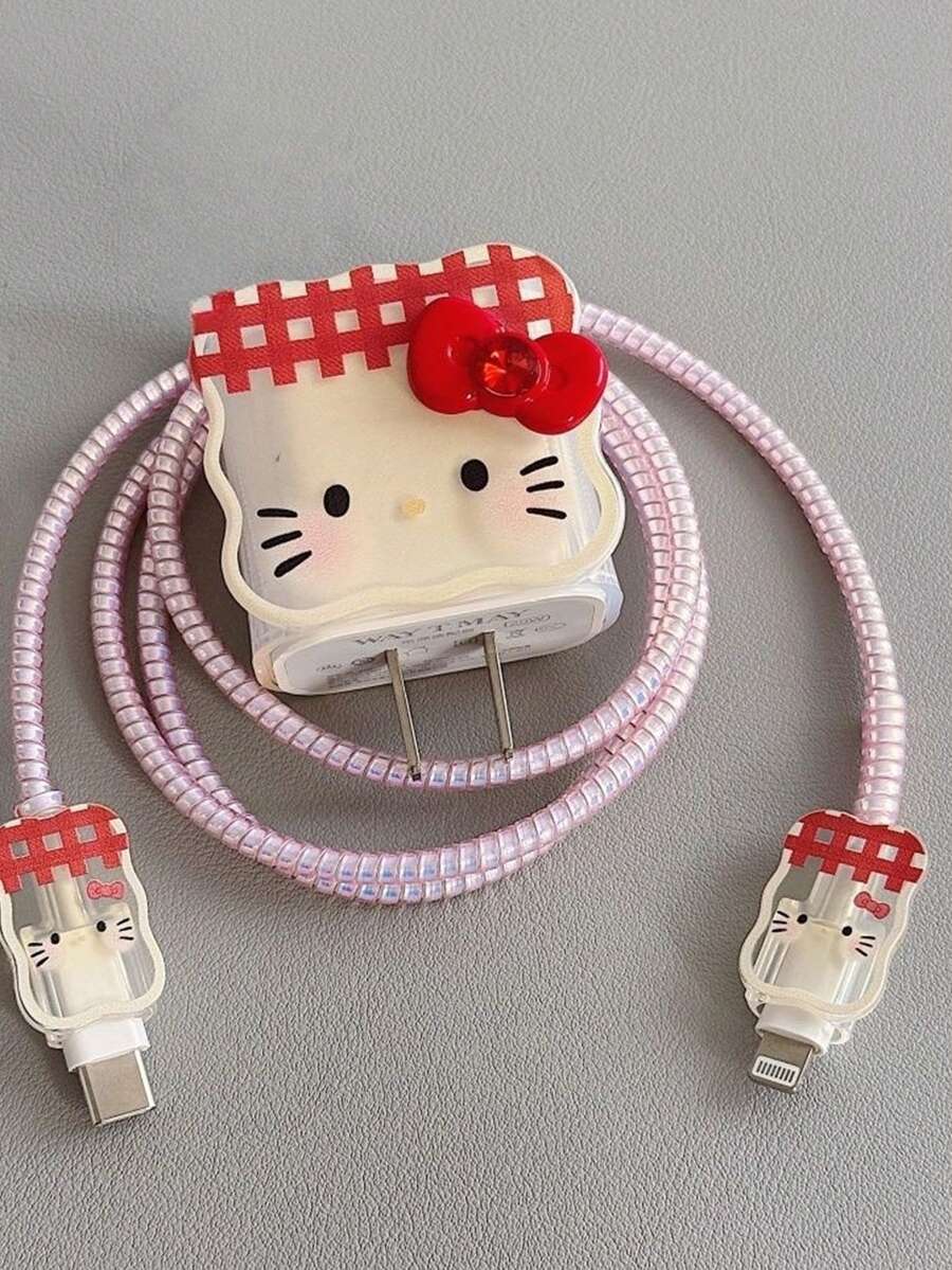SANRIO مجموعة من 4 قطع من أغطية حماية الشاحن بتصميم قطة وردية لطيفة مع فيونكة حمراء موجية عصرية، مجموعة أغطية حماية كابل البيانات مناسبة لرأس شاحن الهاتف 20 واط، مناسبة لمجموعة أغطية شاحن 13/14/15/Pro/Promax - متعدد الألوان - مشاهدة 1