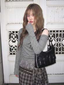 YCYC Set 2 Potong Gaya Korea untuk Wanita: Atasan Tanpa Lengan dengan Hiasan Renda dan Tali Serut - Grey - View 1