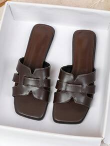 Women's Flat Sandals Spring Summer New Versatile Soft Sole Beach Flip Flops Fashion Roman Sandals - Brown - View 4