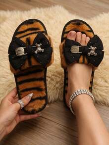 Chiffon Bow With Cartoon Bear Decoration, Sweet And Delicate Flat Plush Slippers, Suitable For Autumn/Winter Home Use - Orange - View 3