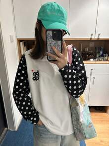 Y2K韓系甜美風 1件女款波點撞色插肩袖愛心印花休閒百搭寬鬆長袖T恤上衣，適合秋冬日常穿著與約會 - 白色 - 查看 3