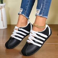 New Colorblock Striped Casual Training Shoes, Cross Elastic Lace-Up Hook And Loop Flat Shoes, Lightweight Daily Commute Shoes - Black - View 3