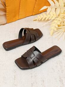 Women's Flat Sandals Spring Summer New Versatile Soft Sole Beach Flip Flops Fashion Roman Sandals - Brown - View 3