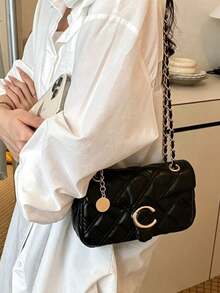 Women's Minimalist Black Hobo Shoulder Bag, Gold Letter Buckle, Adjustable Strap, Elegant Commute, Exquisite Daily - Black - View 4